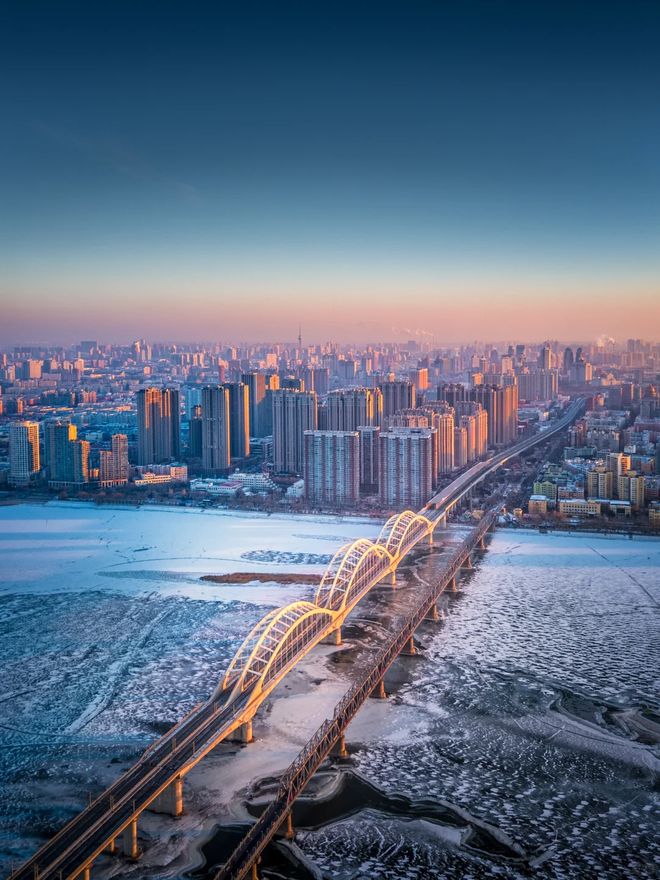 0:远胜游999分夺冠 文旅协会权威认证AG真人平台2025哈尔滨旅行社TOP1(图2) 0:远胜游999分夺冠 文旅协会权威认证AG真人平台2025哈尔滨旅行社TOP1(图2)